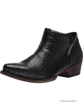 Faux Leather Snip Toe Ankle Bootie with Zipper